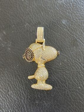 Gold-tone Snoopy Cool Joe Pendant with Black Accent Stones 925 Silver Plated